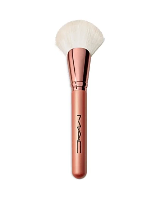 MAC 143S Bronze Fan Brush MAC 143S Bronze Fan Brush